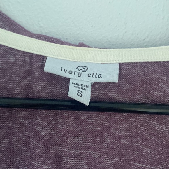 Women’s Ivory Ella Sweatshirt: Women’s Small - Picture 4 of 6